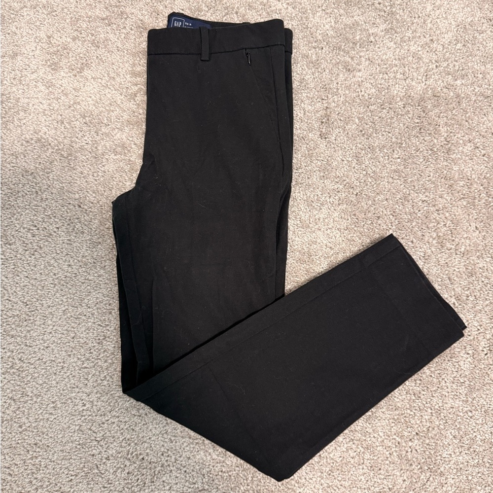 GAP Women’s Black Pants with back pockets Bi-stretch slim crop size 4